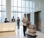 Outsourcing żywienia w firmie – kiedy opłaca się zrezygnować z własnej kuchni